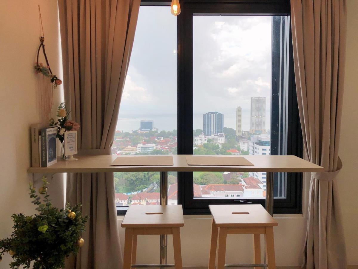 Tropicana 218 Macalister Netflix Seaview Apartment